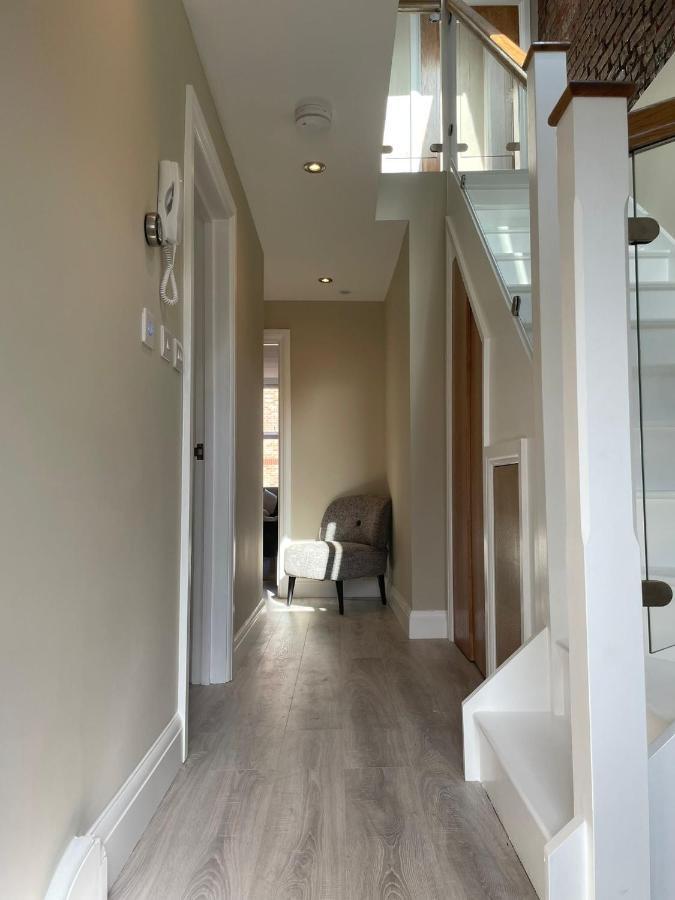 Luxury London Oasis Apartment Exterior photo